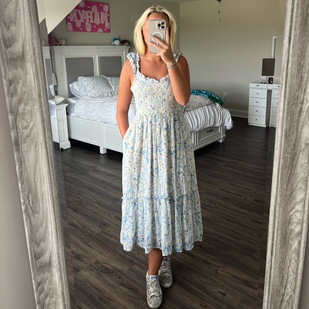 American Eagle Outfitters Blue Floral Midi Dress
